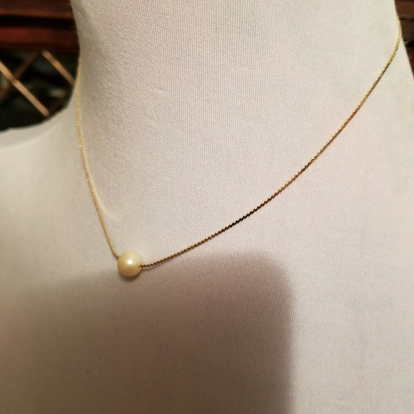 Relisted -Vintage Vendome single pearl necklace white and gold tone solitaire - Picture 17 of 17